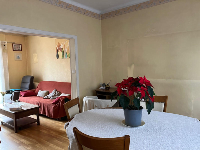 Maison - 111 m² - 7 pièces