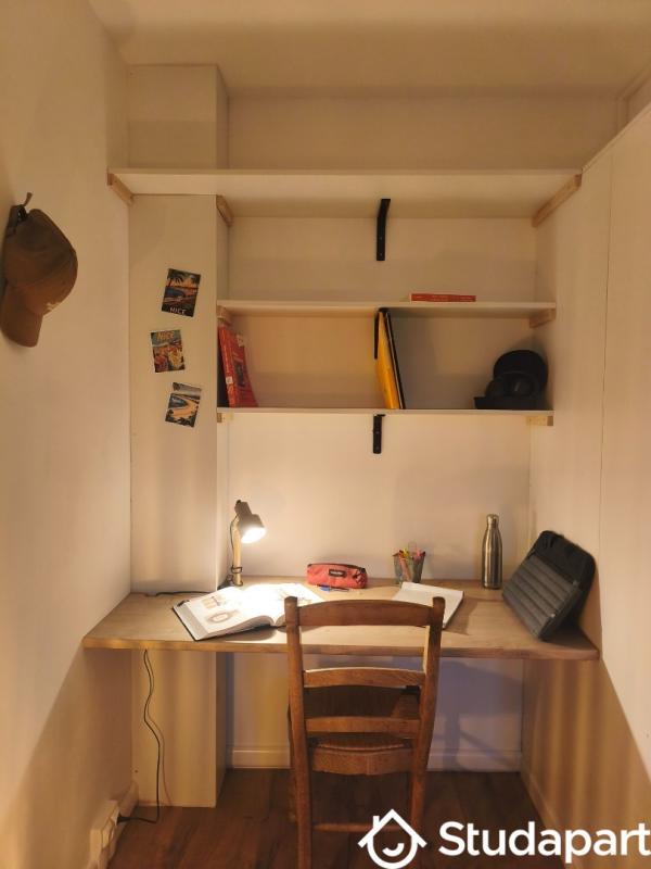 Chambre - 10 m² - 1 pièce