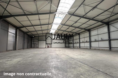 Local commercial - 6 825 m²