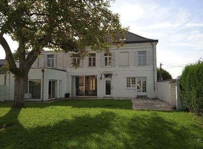 Maison - 170 m² - 6 pièces