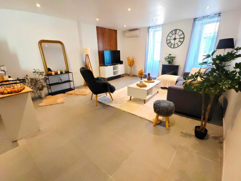 Maison - 84 m² - 3 pièces