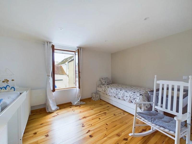 Maison - 116 m² - 6 pièces