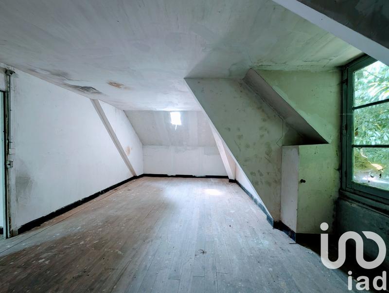 Maison - 253 m² - 7 pièces