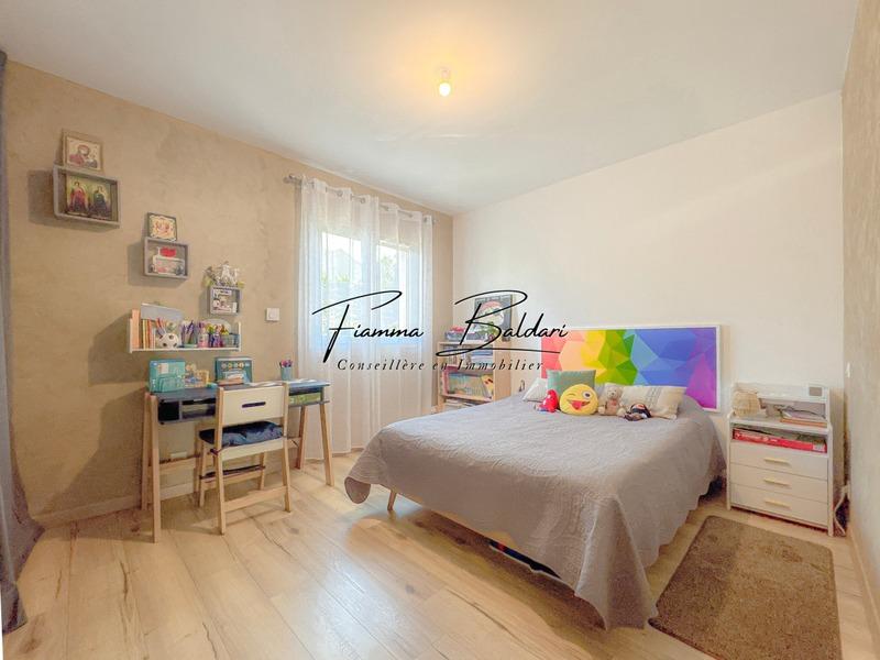 Maison - 122 m² - 4 pièces