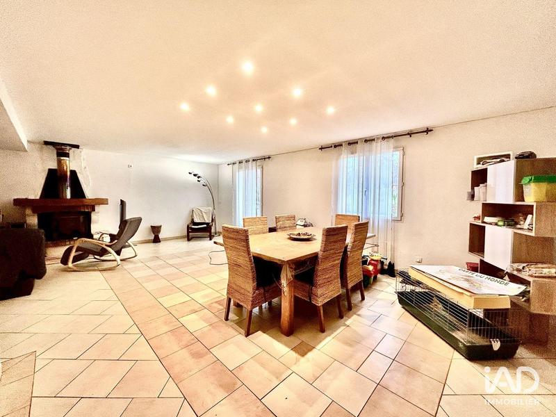 Maison - 133 m² - 5 pièces