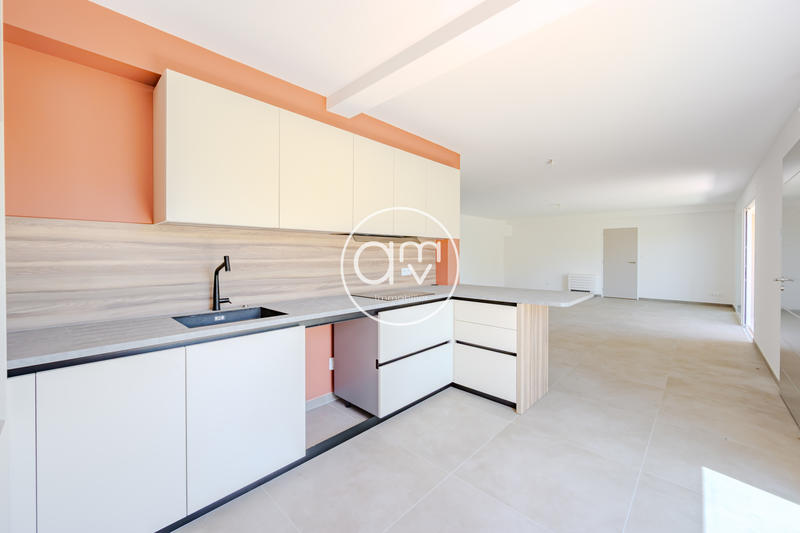 Maison - 142 m² - 5 pièces