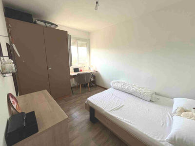 Appartement - 104 m² - 5 pièces