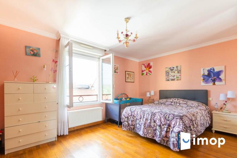 Maison - 133 m² - 6 pièces