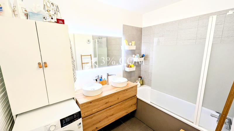 Appartement - 80 m² - 4 pièces