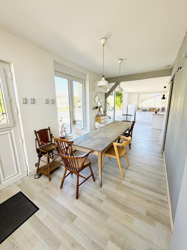 Maison - 342 m² - 12 pièces