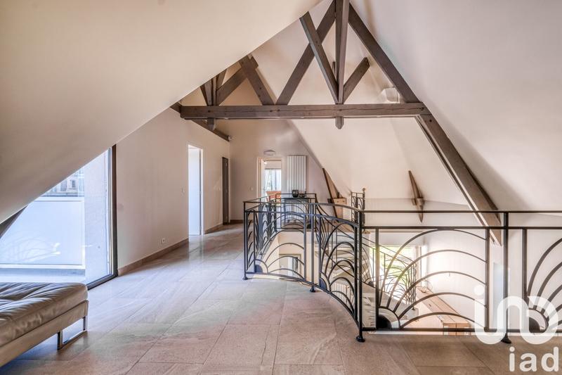 Maison de maîtres - 400 m² - 7 pièces