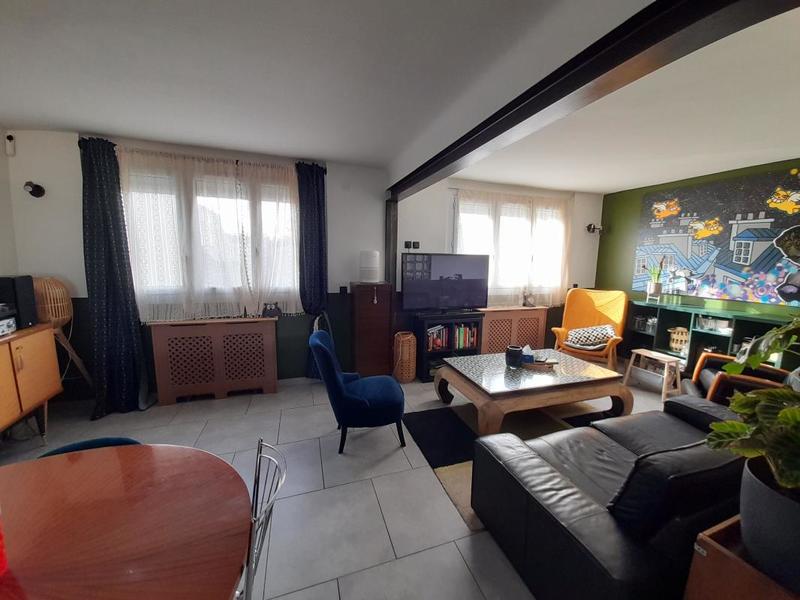 Maison - 166 m² - 8 pièces