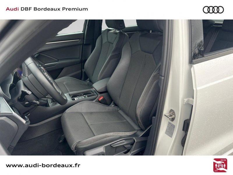 Audi Q3 45 TFSIe 245 ch s tronic 6 s line