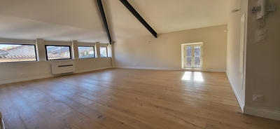 Appartement - 100 m² - 3 pièces