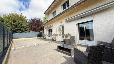 Maison - 149 m² - 4 pièces
