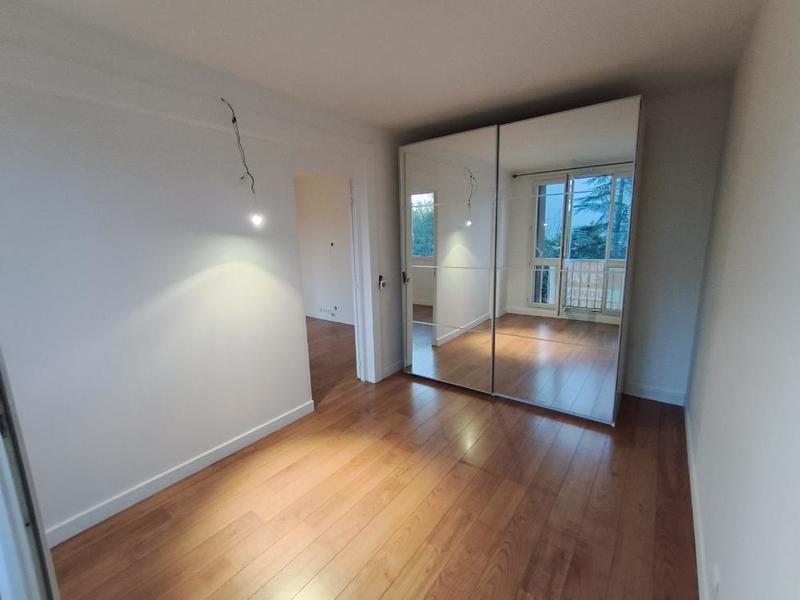 Appartement - 12 m² - 5 pièces