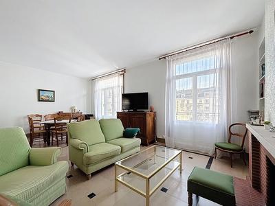 Appartement - 86 m² - 3 pièces