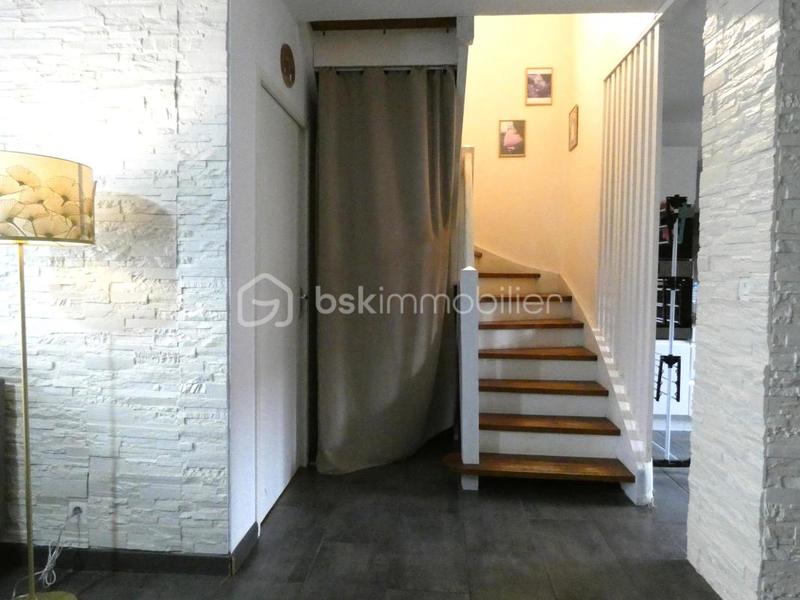 Maison - 84 m² - 4 pièces