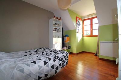 Maison - 123 m² - 6 pièces