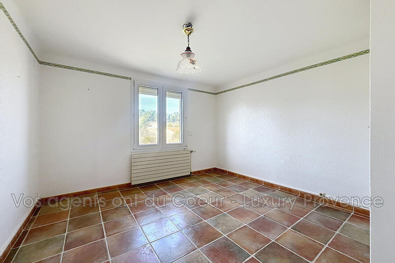 Maison - 174 m² - 9 pièces