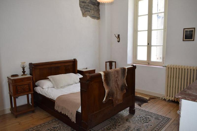 Maison bourgeoise - 250 m² - 12 pièces