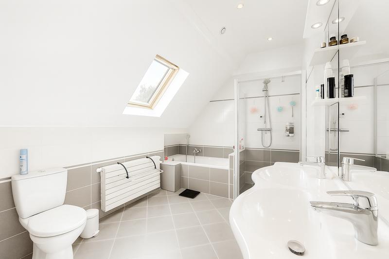 Maison - 115 m² - 6 pièces