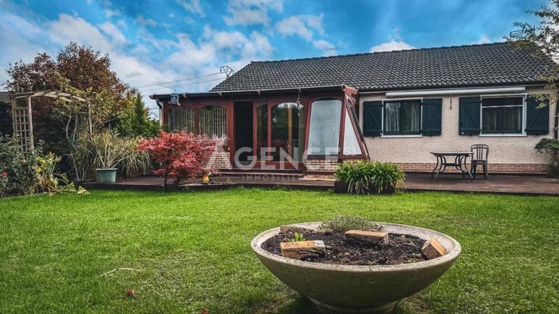 Maison - 99 m² - 5 pièces