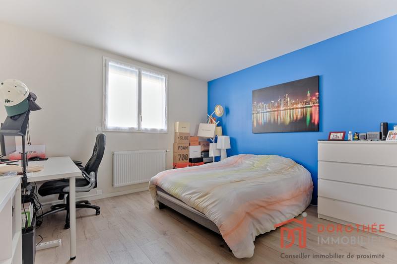 Maison - 227 m² - 8 pièces