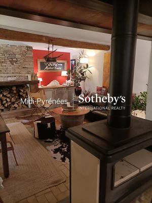 Maison - 142 m² - 7 pièces