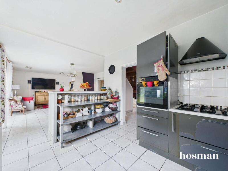 Maison - 150 m² - 8 pièces