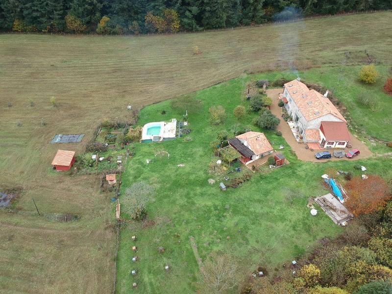 Melissa Miel, visite gratuite chez un apiculteur