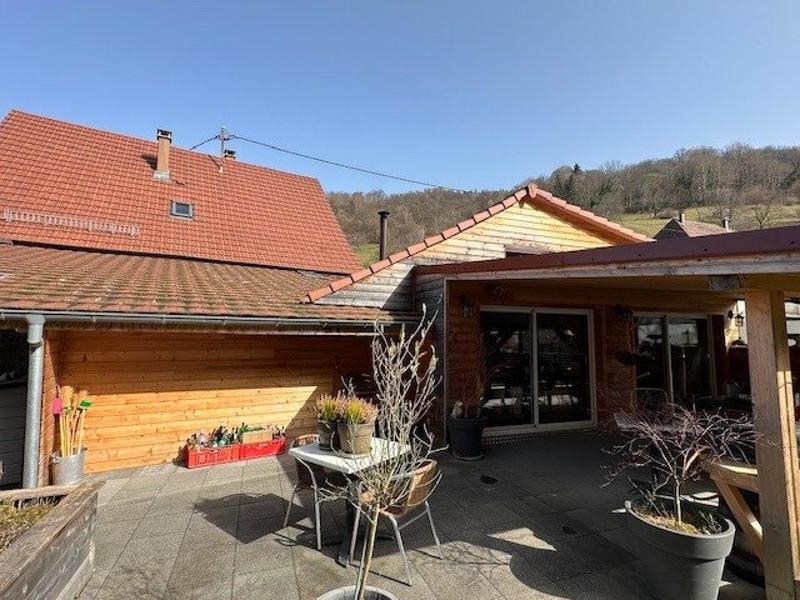 Maison - 188 m² - 10 pièces