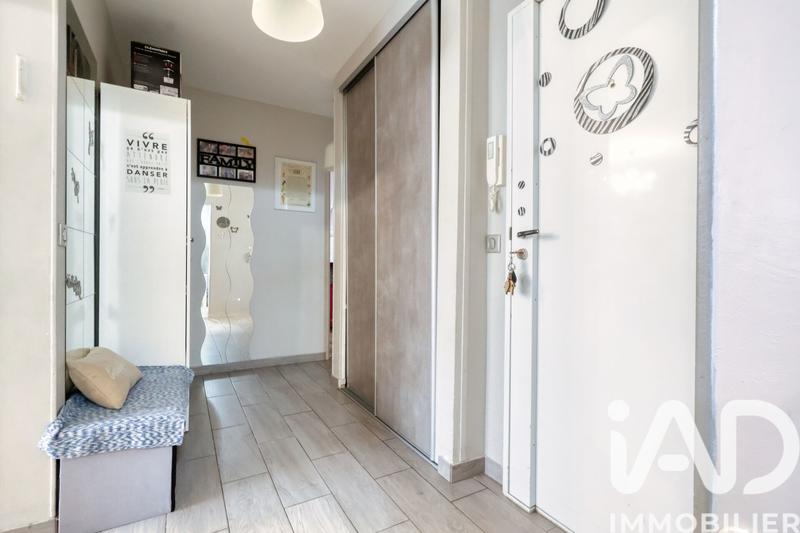 Appartement - 77 m² - 4 pièces