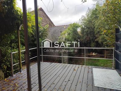 Maison - 210 m² - 6 pièces