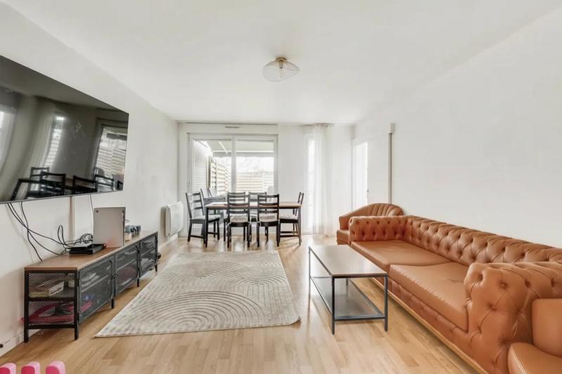 Appartement - 100 m² - 5 pièces