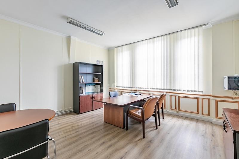 Château - 736 m² - 30 pièces