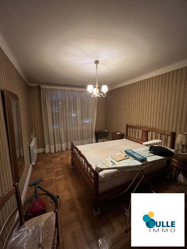 Appartement - 80 m² - 4 pièces