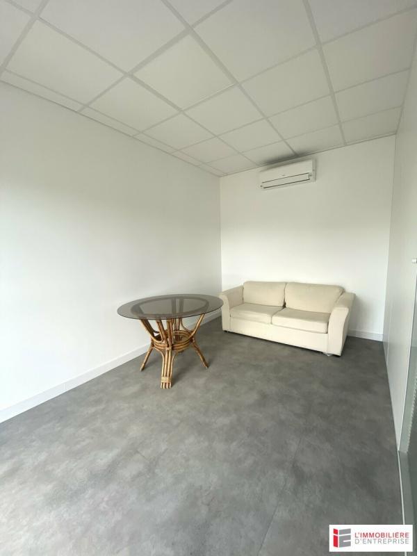 Local d'activité / Entrepôt - 400 m²