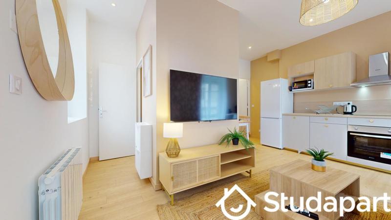 Chambre - 11 m² - 1 pièce