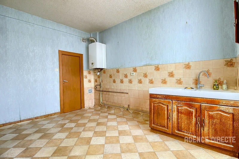 Maison - 93 m² - 4 pièces