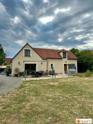 Maison - 228 m² - 7 pièces