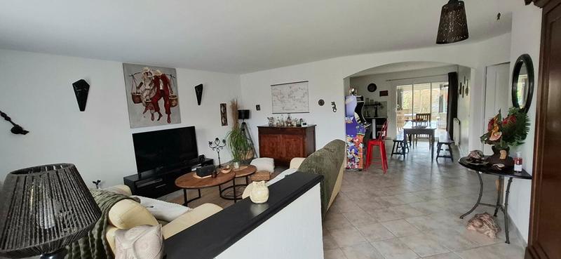 Maison - 135 m² - 6 pièces