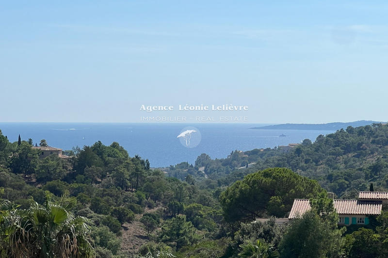 Maison - 220 m² - 6 pièces