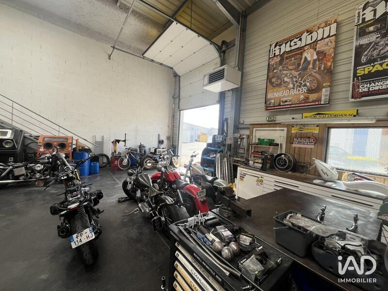 Local commercial - 320 m²