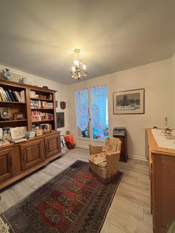 Appartement - 115 m² - 5 pièces