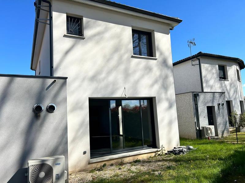 Maison - 81 m² - 4 pièces