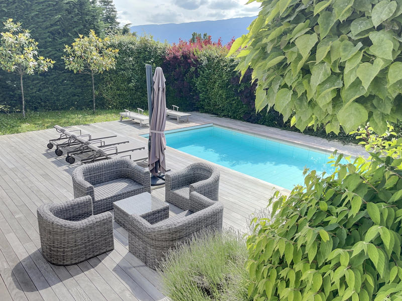 Villa - 231 m² - 6 pièces