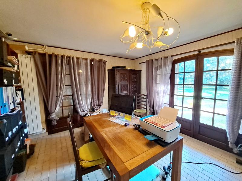 Maison - 224 m² - 9 pièces