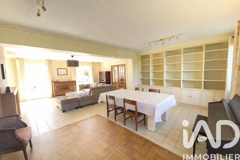 Maison - 161 m² - 7 pièces