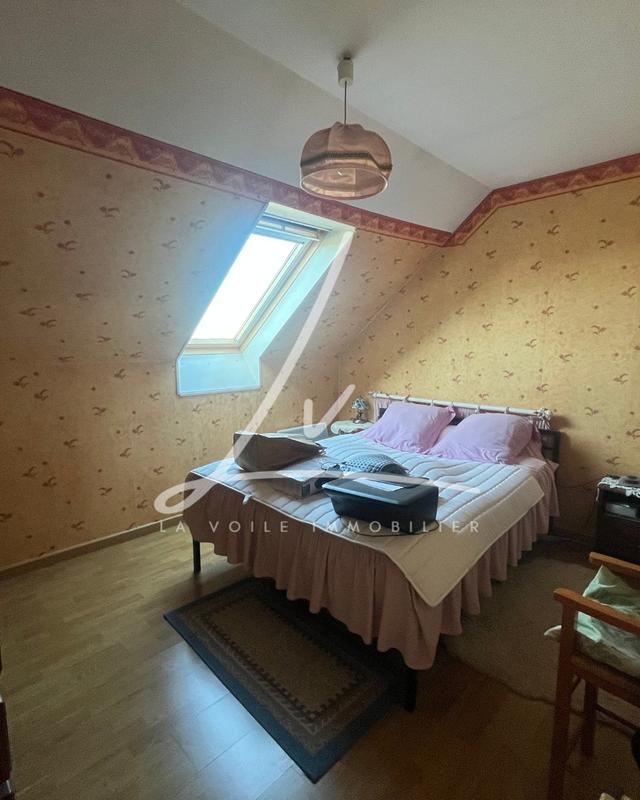 Maison - 104 m² - 5 pièces